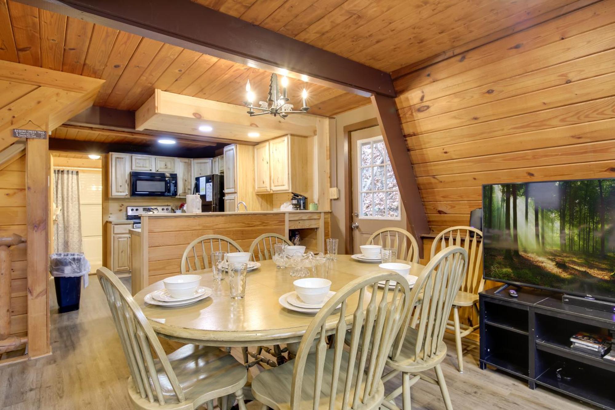 Gatlinburg A-Frame Home With Hot Tub Near Parkway Exterior foto