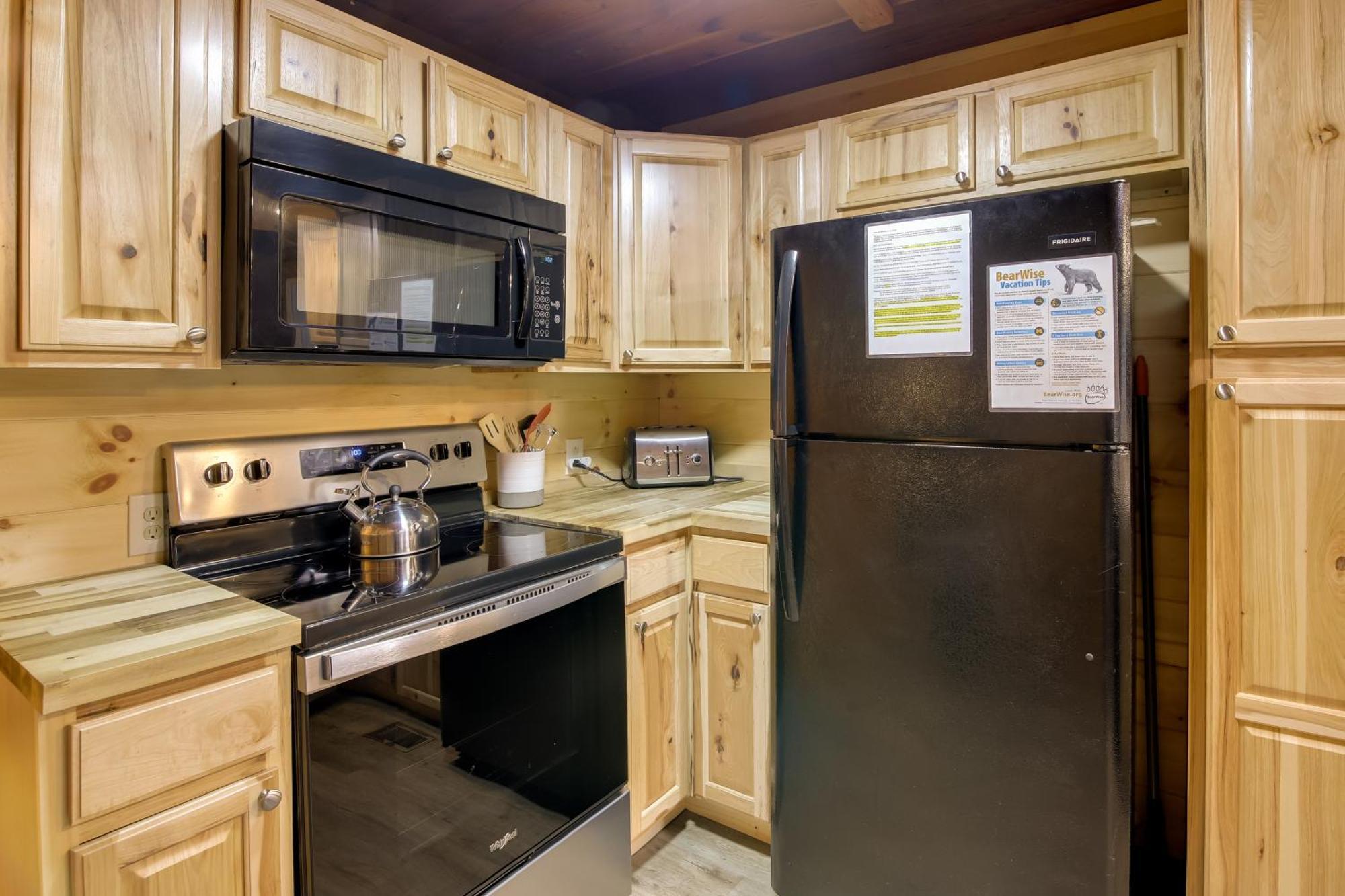 Gatlinburg A-Frame Home With Hot Tub Near Parkway Exterior foto